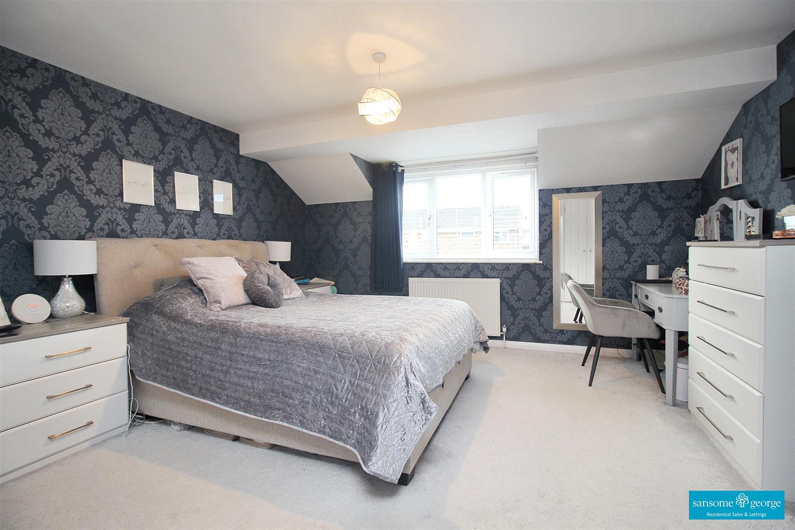 Addiscombe Chase, Tilehurst
